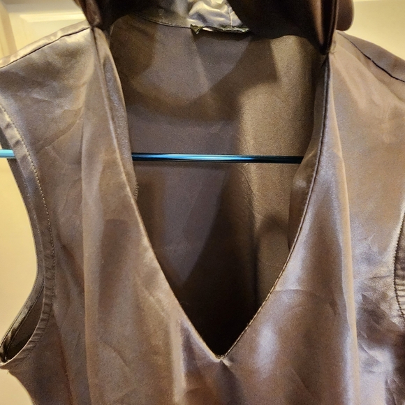 Nine West 95%polyester but super silky soft charcoal grey top - Picture 3 of 8